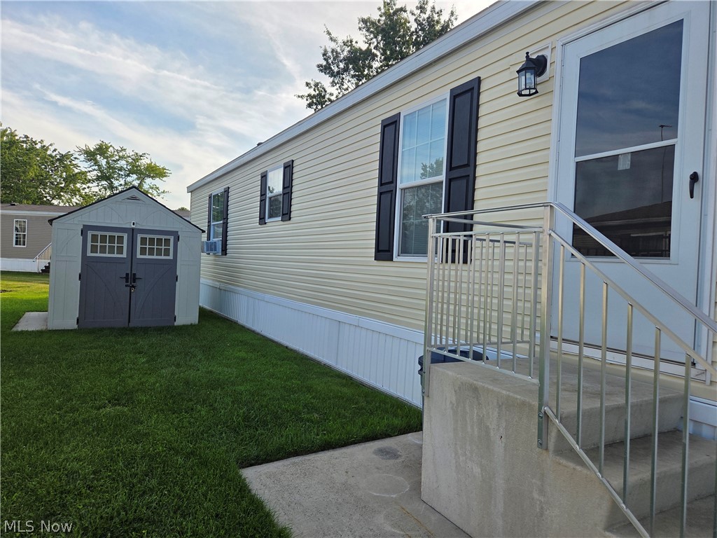 10039 State Route 700 Mantua OH 44255