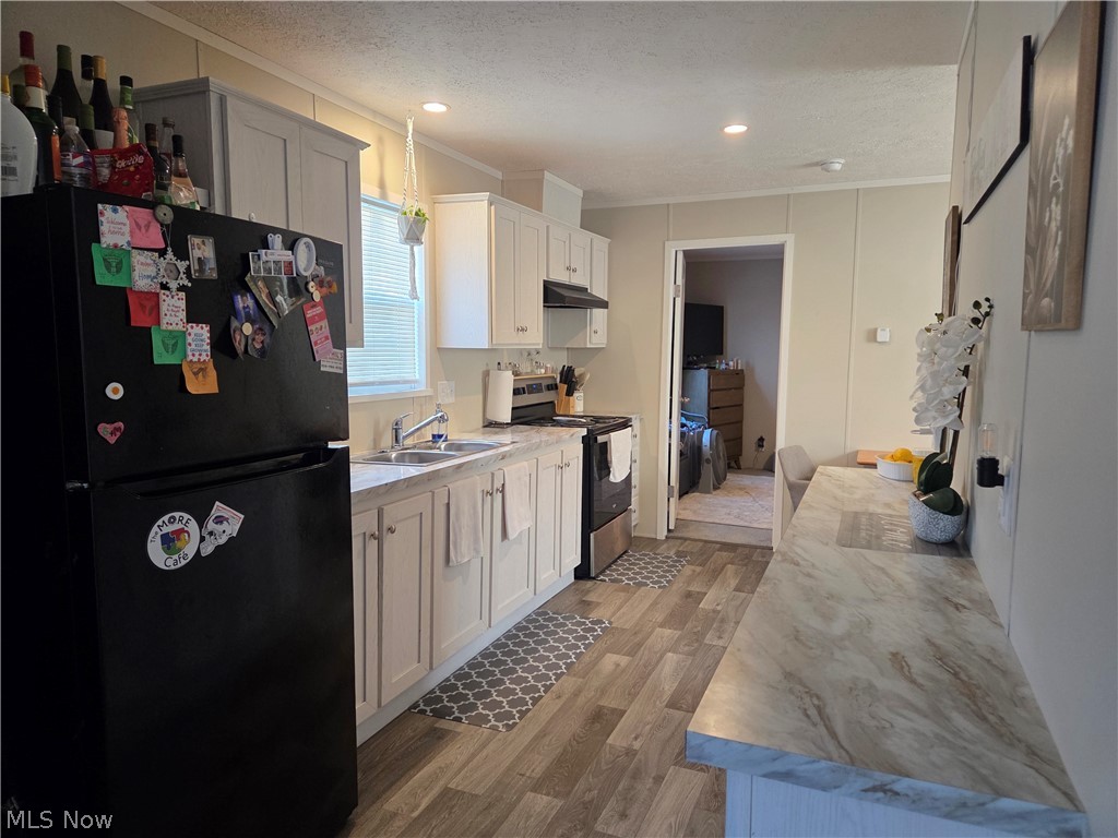 10039 State Route 700 Mantua OH 44255