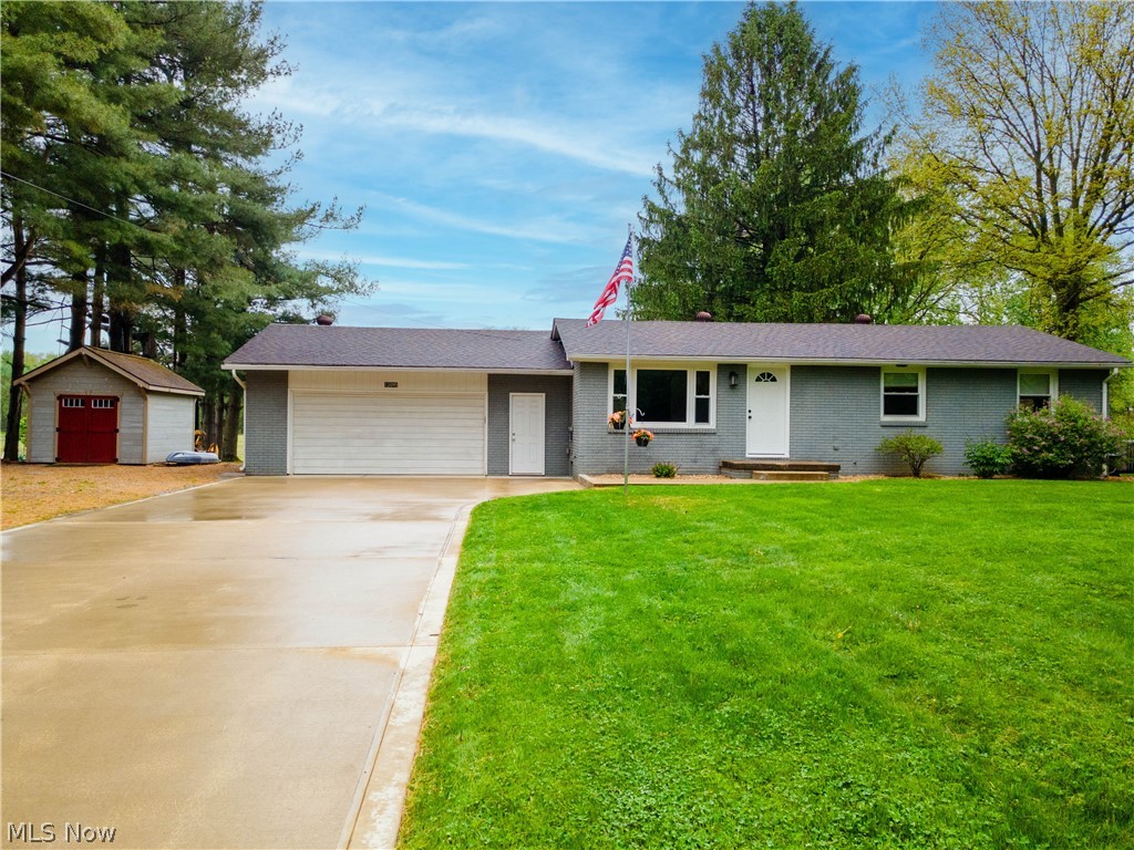 13095 Navarre Road SW Beach City OH 44608