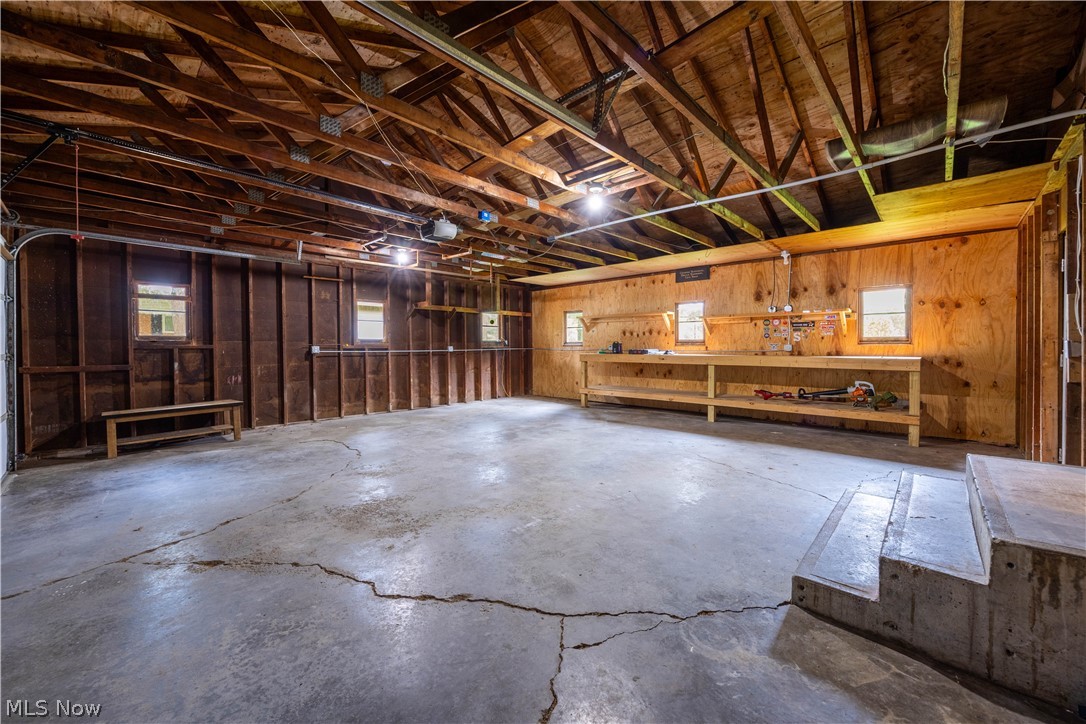 13095 Navarre Road SW Beach City OH 44608