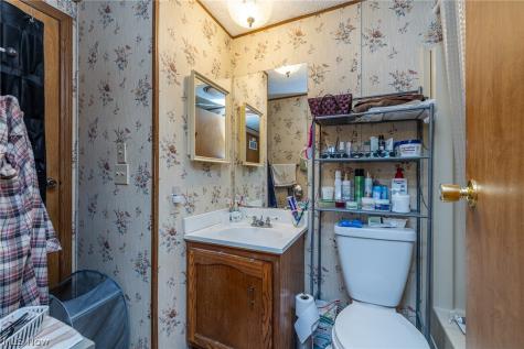 4 Village Park Olmsted Twp OH 44138