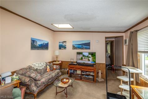 4 Village Park Olmsted Twp OH 44138