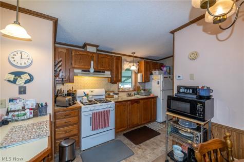 4 Village Park Olmsted Twp OH 44138