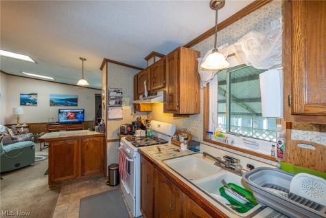 4 Village Park Olmsted Twp OH 44138