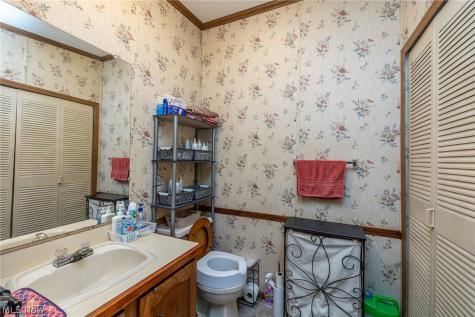4 Village Park Olmsted Twp OH 44138