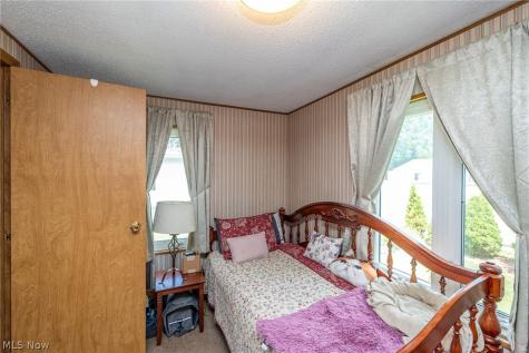 4 Village Park Olmsted Twp OH 44138