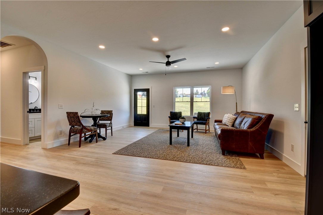 821 SW Miller Avenue Sugarcreek OH 44681