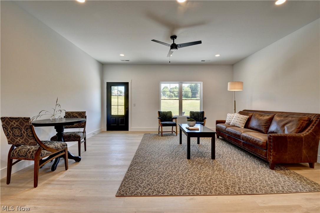 821 SW Miller Avenue Sugarcreek OH 44681
