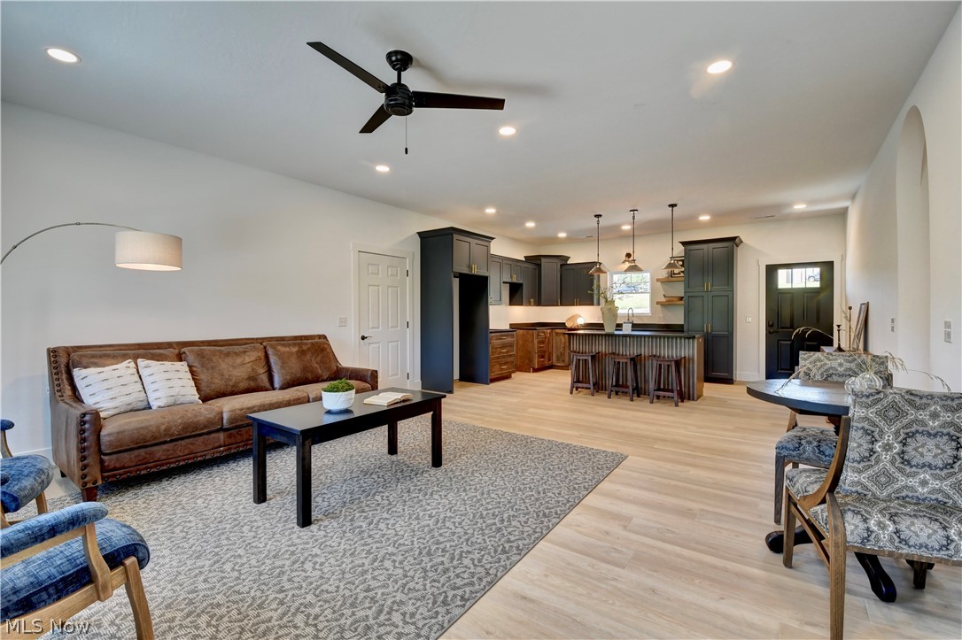 821 SW Miller Avenue Sugarcreek OH 44681