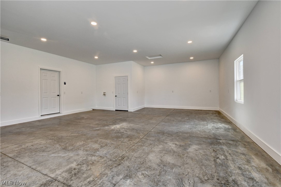 821 SW Miller Avenue Sugarcreek OH 44681