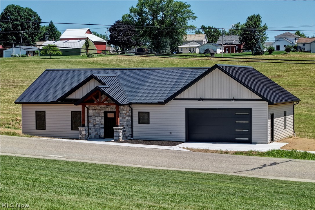 821 SW Miller Avenue Sugarcreek OH 44681