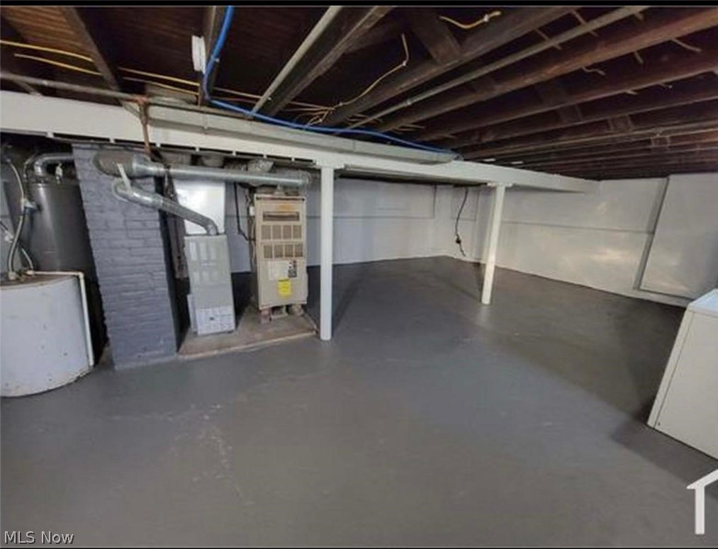 3872 E 57th Street Cleveland OH 44105