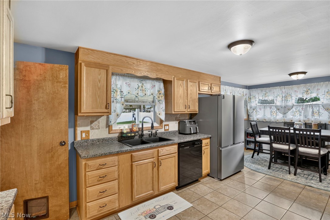 21861 Valley View Drive West Lafayette OH 43845