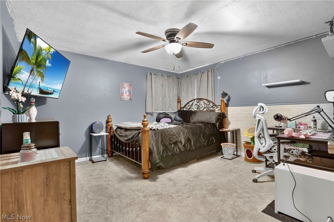 21861 Valley View Drive West Lafayette OH 43845
