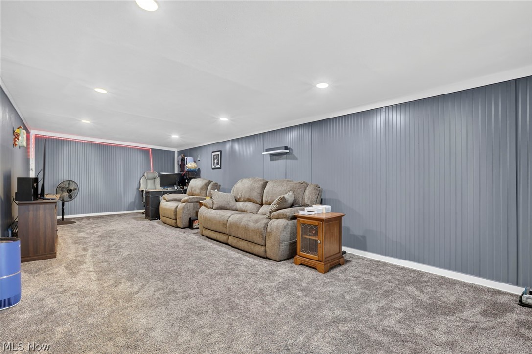 21861 Valley View Drive West Lafayette OH 43845