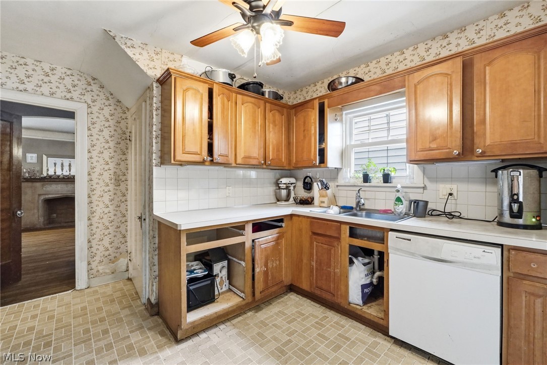 3632 Harvey Road Cleveland Heights OH 44118