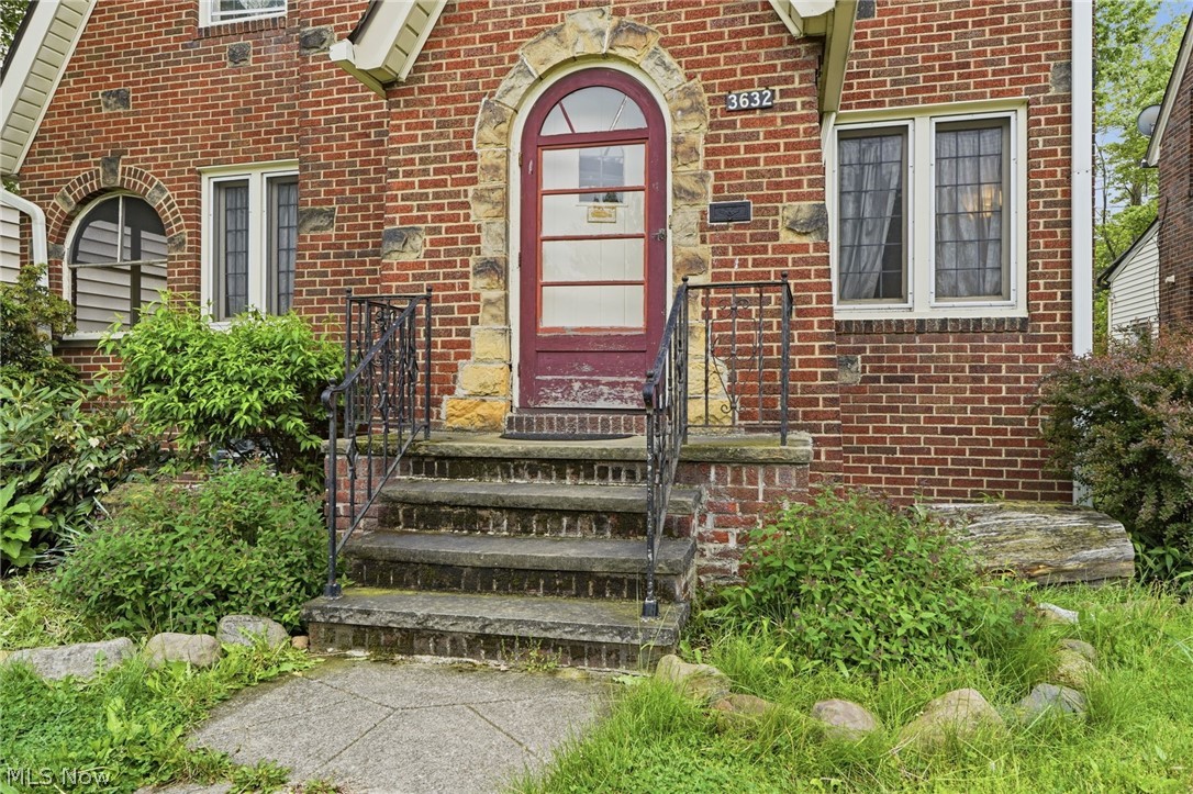 3632 Harvey Road Cleveland Heights OH 44118
