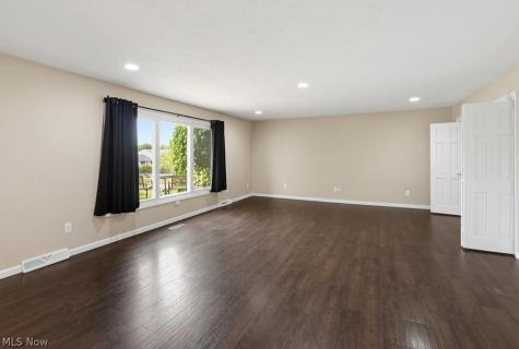 13432 Byron Boulevard Middleburg Heights OH 44130