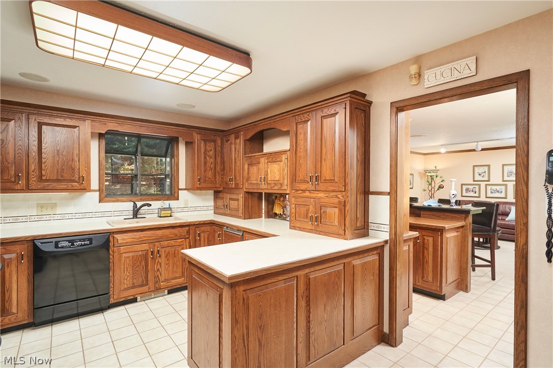 302 Hatch Road Wadsworth OH 44281