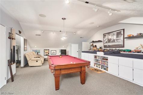302 Hatch Road Wadsworth OH 44281