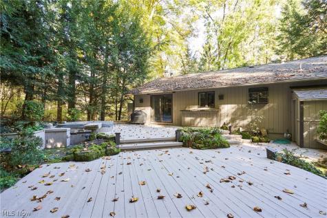 302 Hatch Road Wadsworth OH 44281
