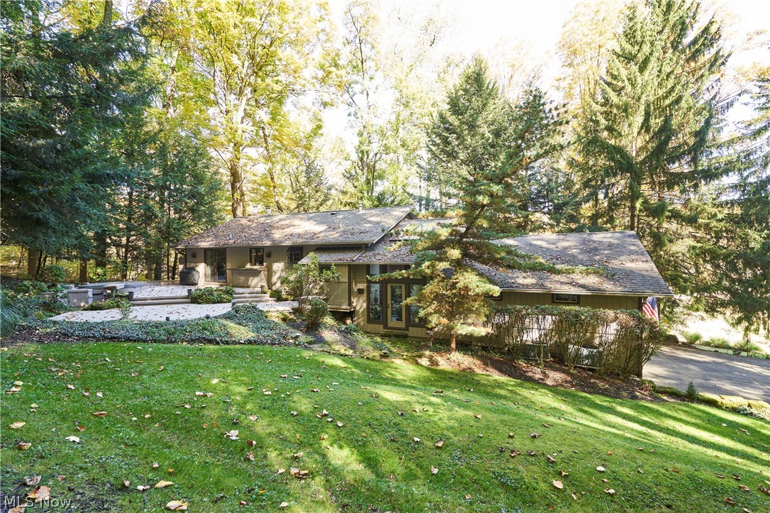 302 Hatch Road Wadsworth OH 44281