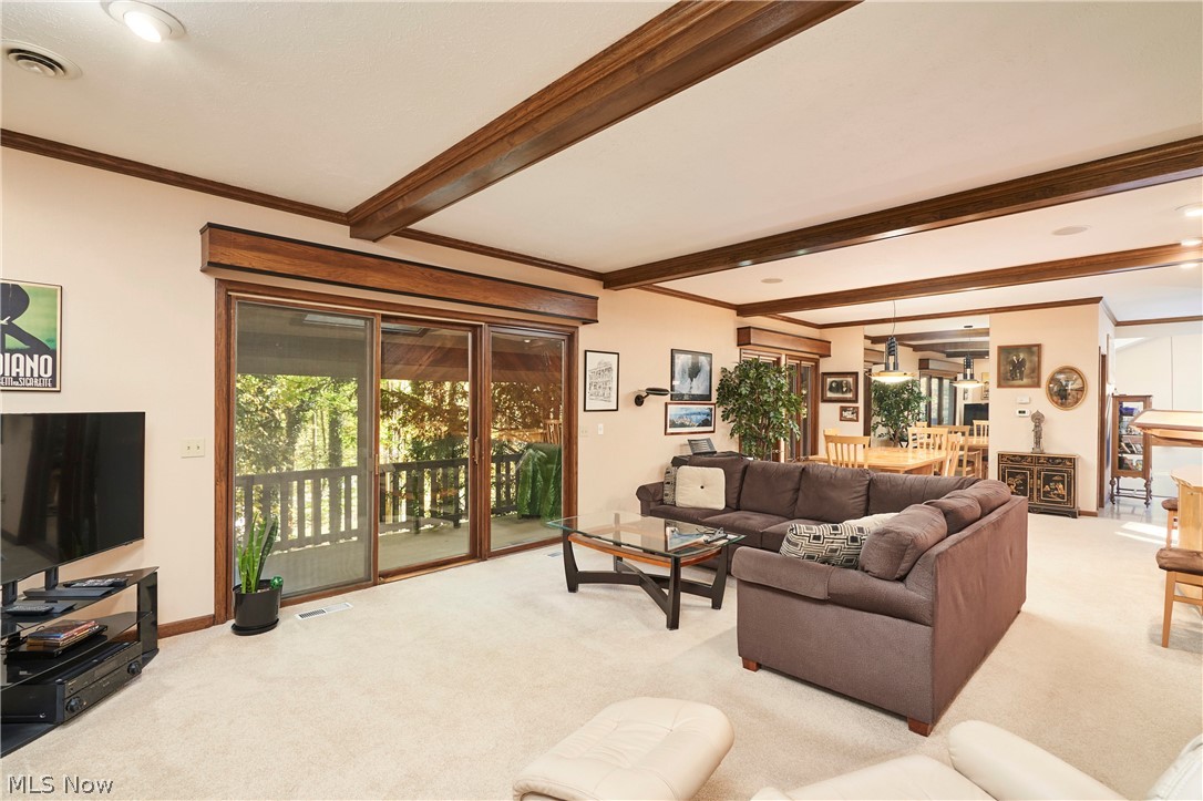 302 Hatch Road Wadsworth OH 44281