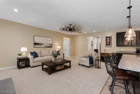 120 Lakeland Way Aurora OH 44202