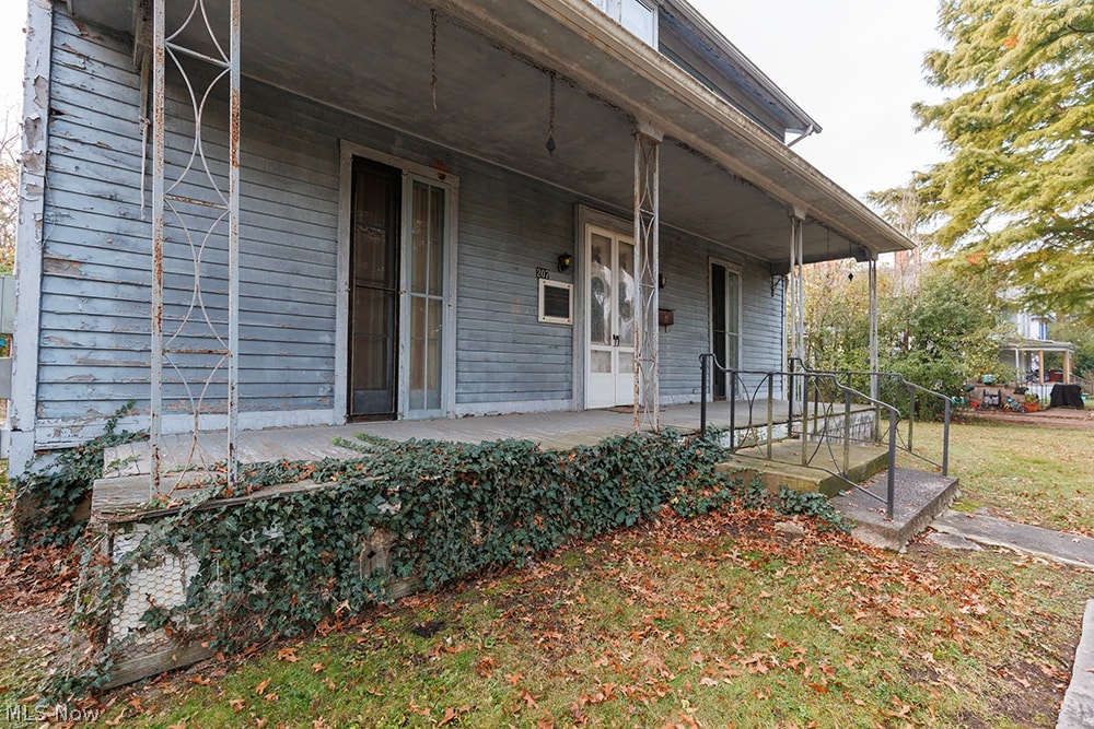 207 E College Street Oberlin OH 44074