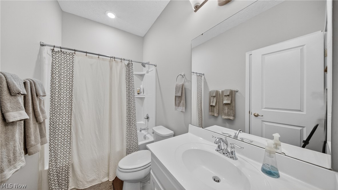 5648 Coverdale Way Medina OH 44256