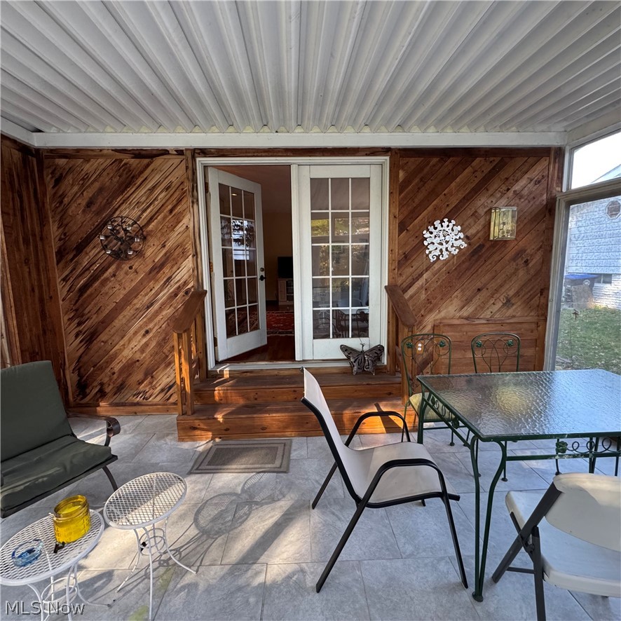 2054 Wyndham Road Akron OH 44313