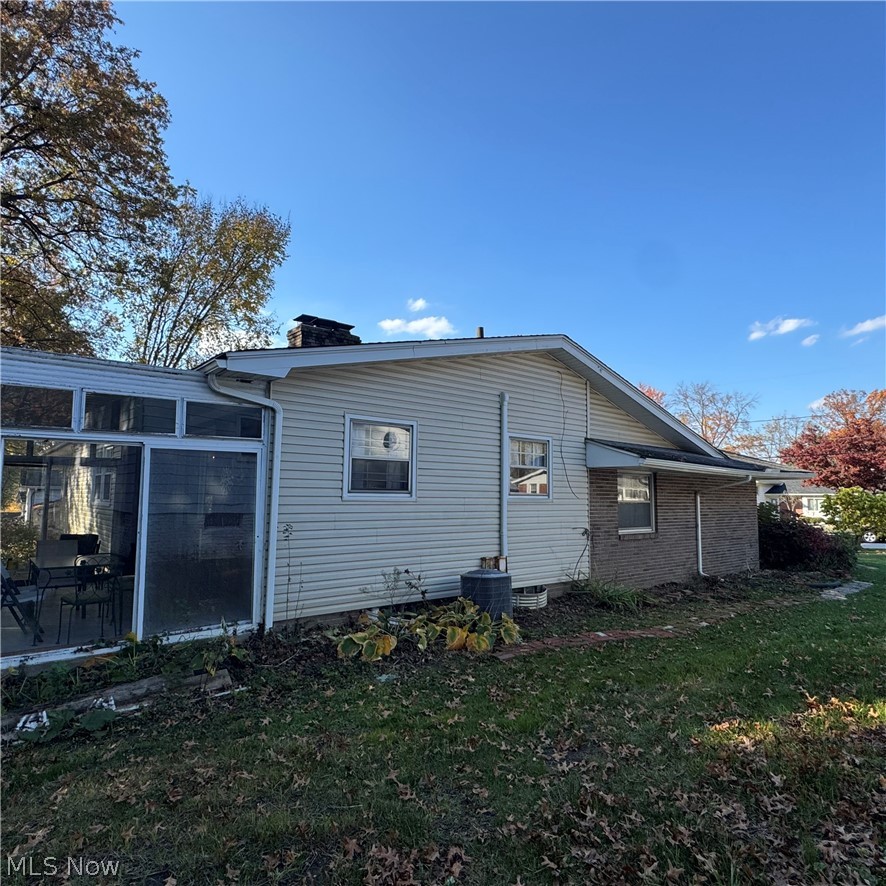 2054 Wyndham Road Akron OH 44313