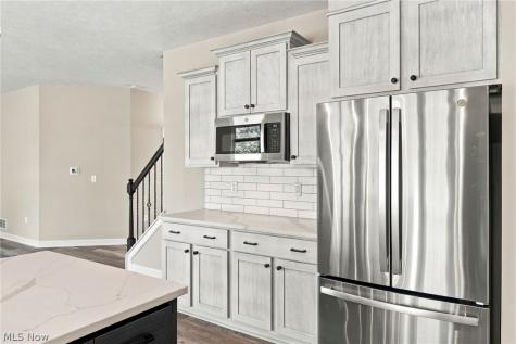 7469 Emerald Glen Avenue NW Canal Fulton OH 44614