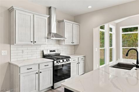 7469 Emerald Glen Avenue NW Canal Fulton OH 44614