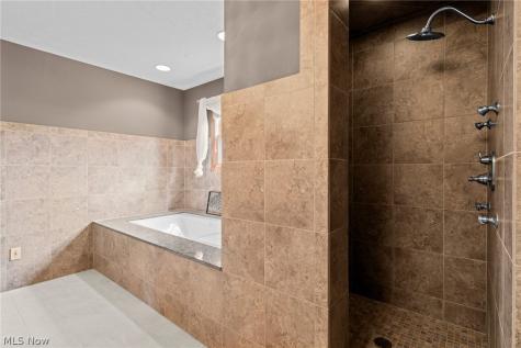 1413 Ashford Glen Lane Northfield OH 44067