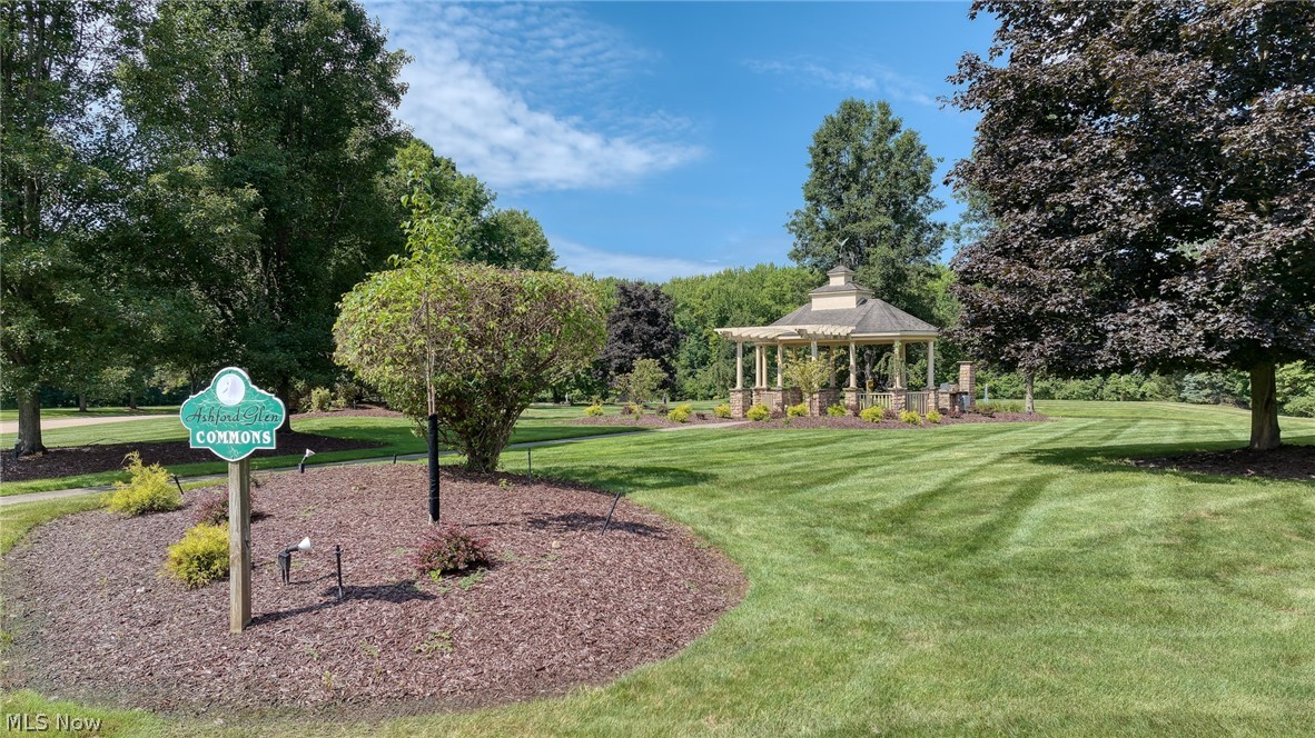 1413 Ashford Glen Lane Northfield OH 44067