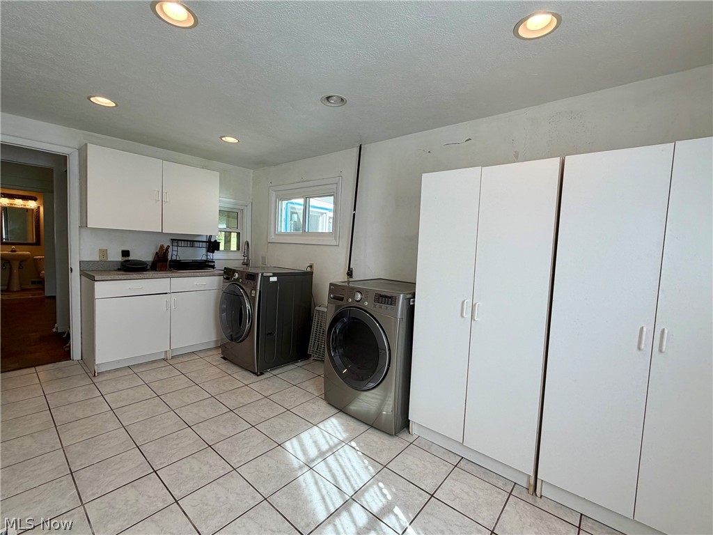 12803 Lynn Drive Chesterland OH 44026