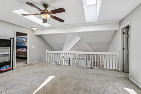 566 Queens Court Copley OH 44321