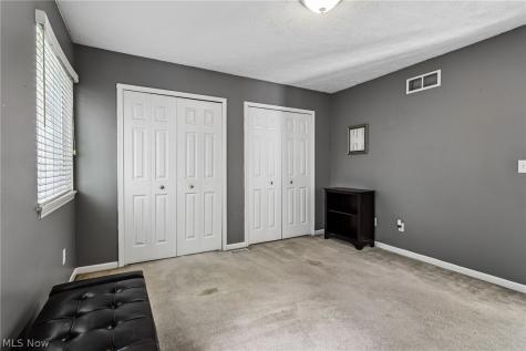 566 Queens Court Copley OH 44321