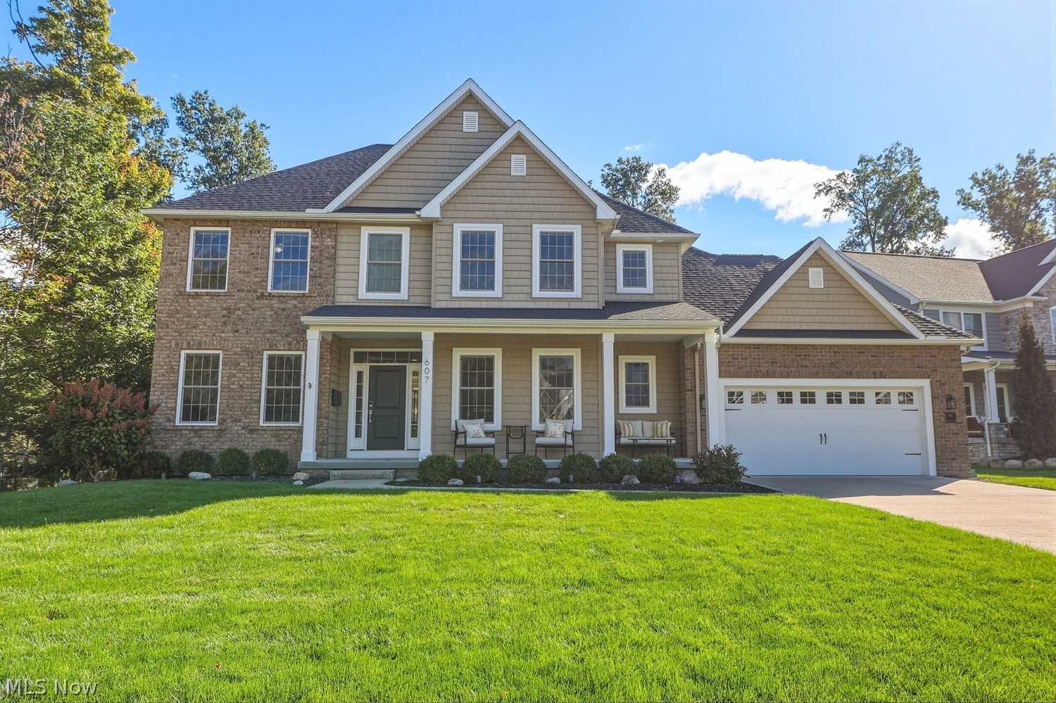 607 Crestview Drive Bay Village OH 44140