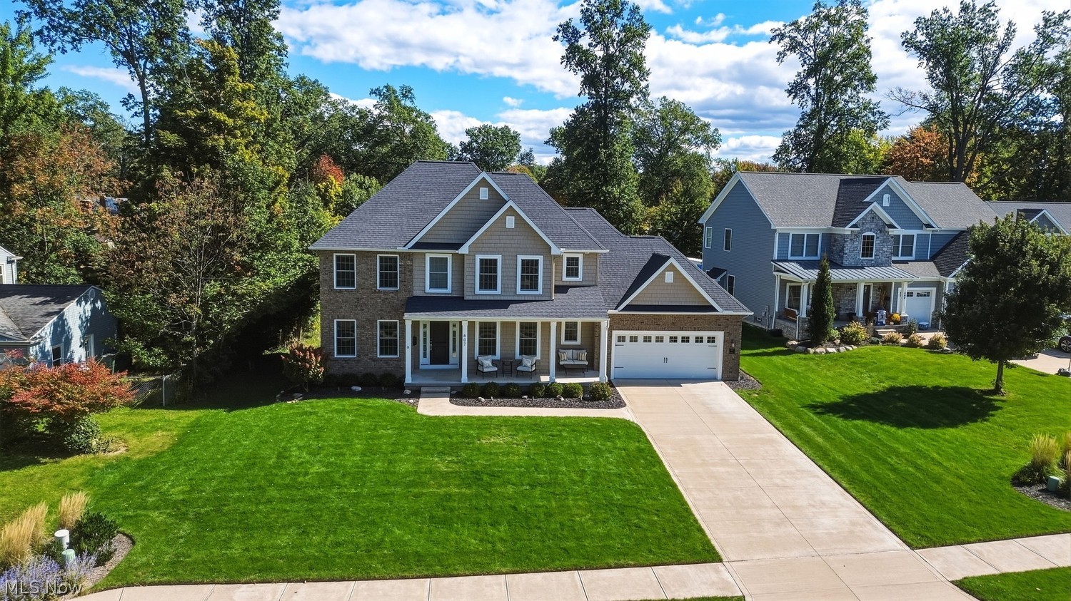 607 Crestview Drive Bay Village OH 44140
