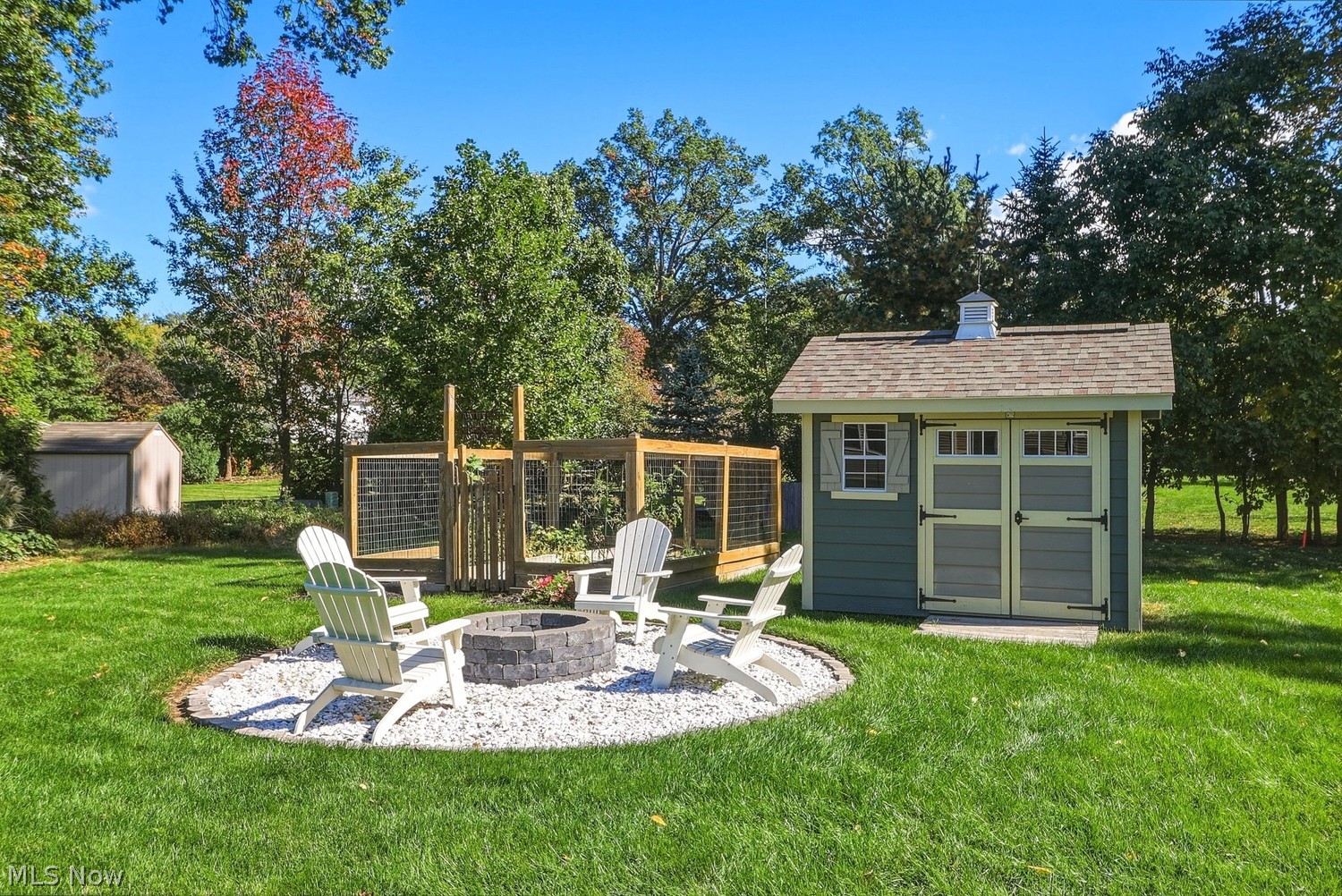 607 Crestview Drive Bay Village OH 44140