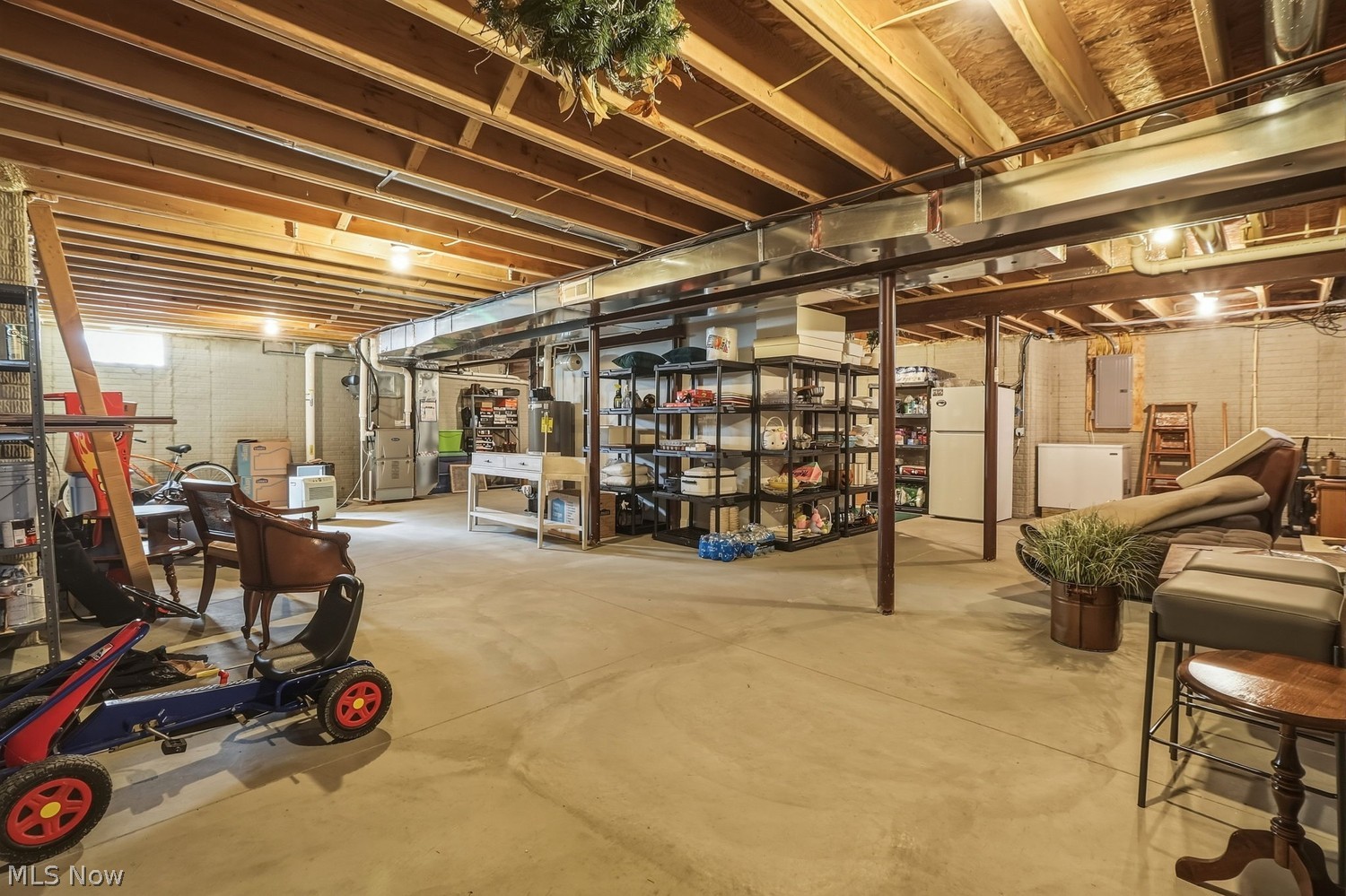 607 Crestview Drive Bay Village OH 44140