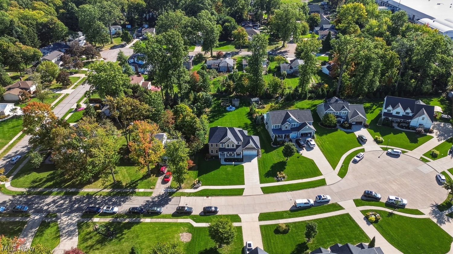 607 Crestview Drive Bay Village OH 44140