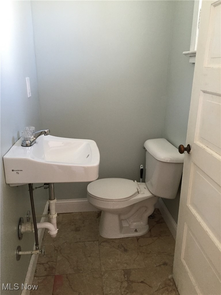 3186 Whitethorn Road Cleveland Heights OH 44118