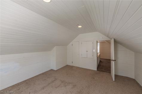 1565 Temple Avenue Mayfield Heights OH 44124
