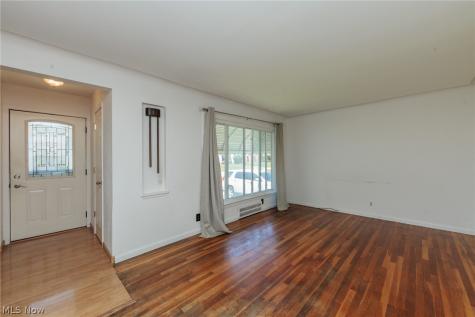 1565 Temple Avenue Mayfield Heights OH 44124