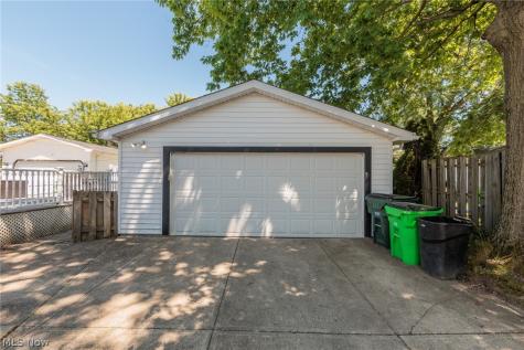 1565 Temple Avenue Mayfield Heights OH 44124
