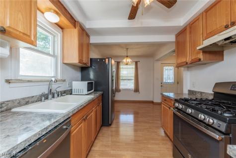 1565 Temple Avenue Mayfield Heights OH 44124
