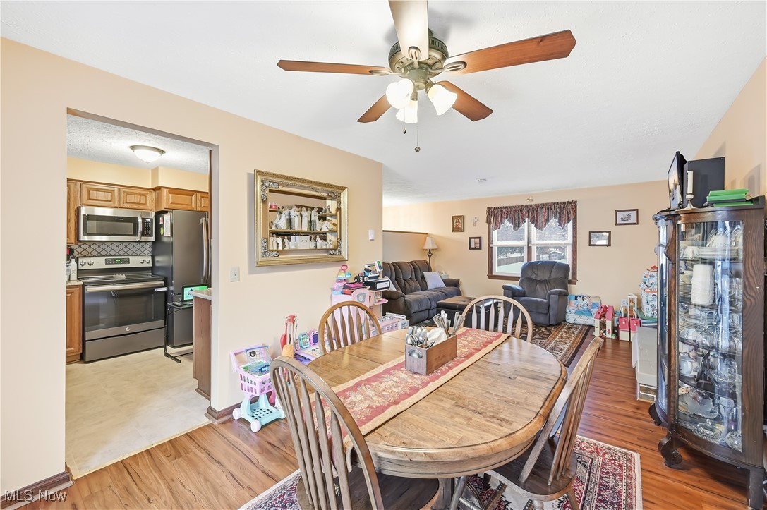 1881 Cliff Drive Salem OH 44460